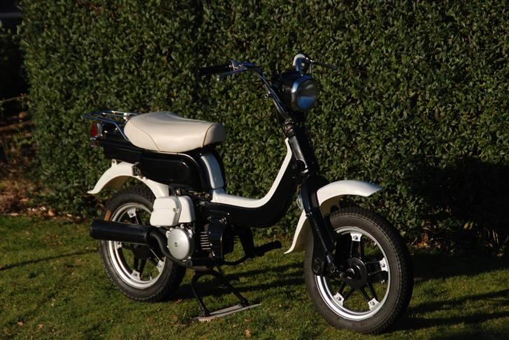 Suzuki FZ 50 (Solgt) billede 4