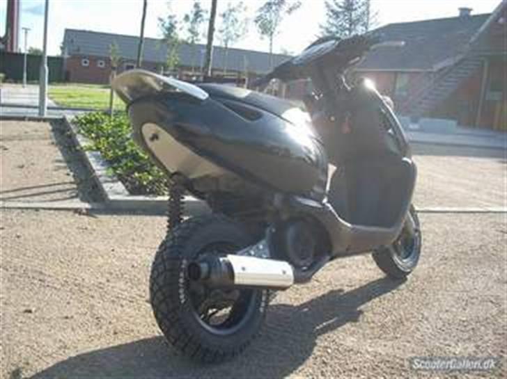 Aprilia Sonic GP 2005 SOLGT billede 3
