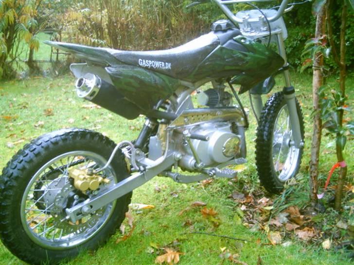Lifan 110ccm "Militæren" billede 4
