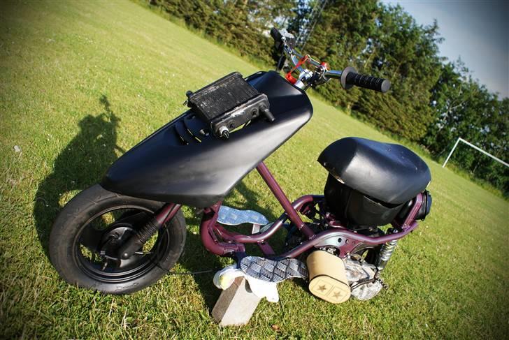 Yamaha Jog LC "Solgt & splittet" - Billede fra før den blev stel racer... billede 10