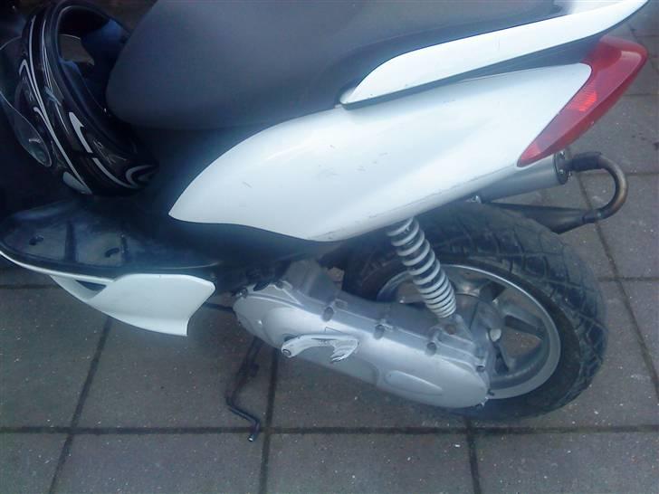 Yamaha Jog R [BYTTET TIL SM] billede 3