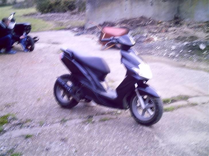 Yamaha Jog R - byttet billede 1