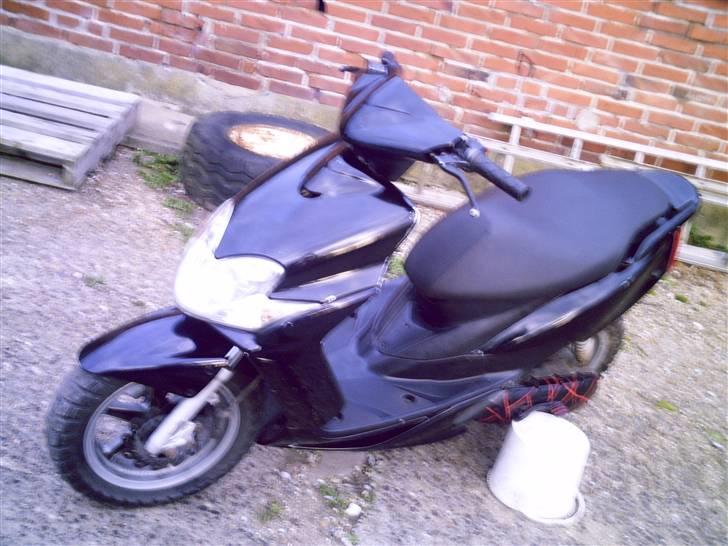 Yamaha Jog R - byttet billede 2