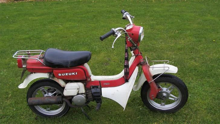 Suzuki fz50 (SOLGT) billede 2