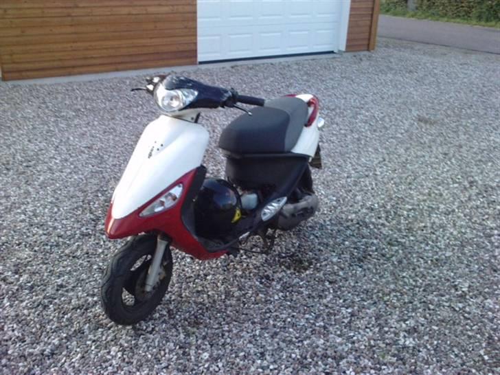 PGO galaxy byttet med comet billede 1