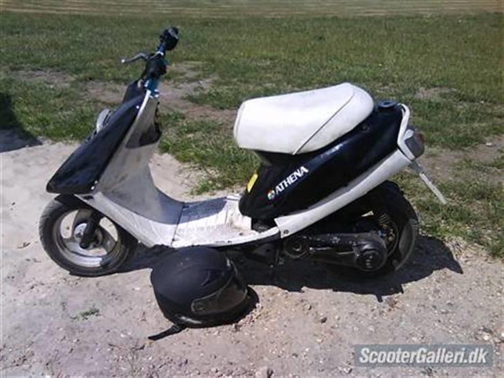 Yamaha jog as STJÅLET :( billede 4