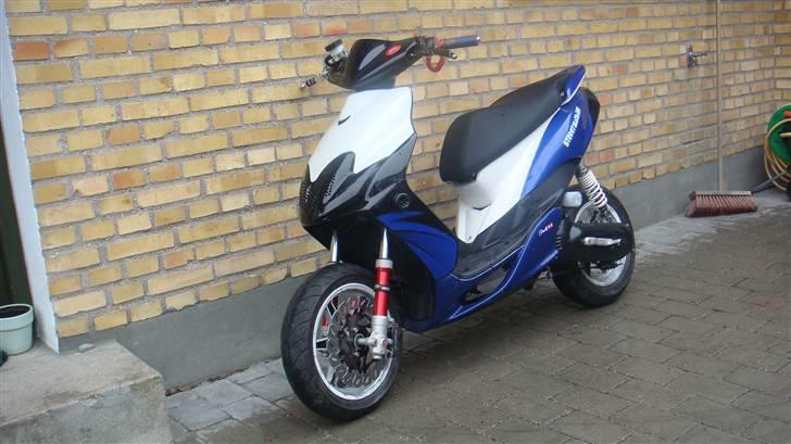 Yamaha Jog RR TS (SOLGT) billede 2