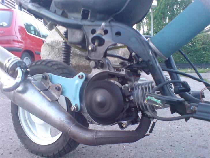 Aprilia Sonic - solgt - og med motoren på jog stel :) billede 8