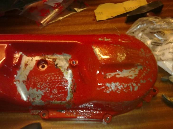 Yamaha Jog AS - Bane (Stjålet) - Ja, man skal ikke male den før man varmer den op for at sætte leje i :/ billede 4