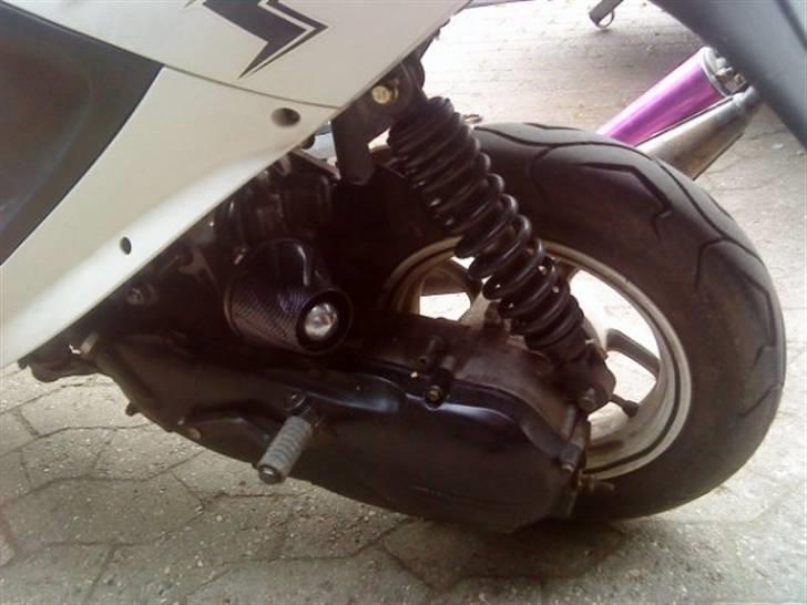 PGO White Magic - Gammelt billede billede 8