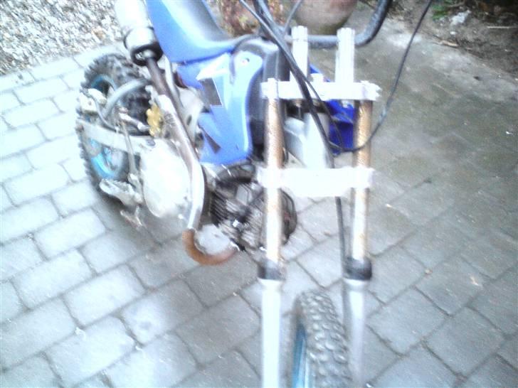 MiniBike Dirtbike - Dirtbiken som den ser ud nu. billede 3