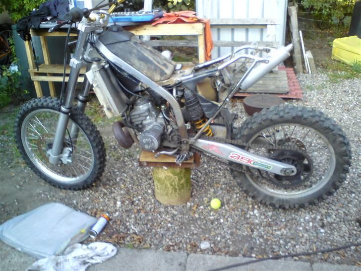 Gasgas stjålet i nat 21 / 1 billede 12