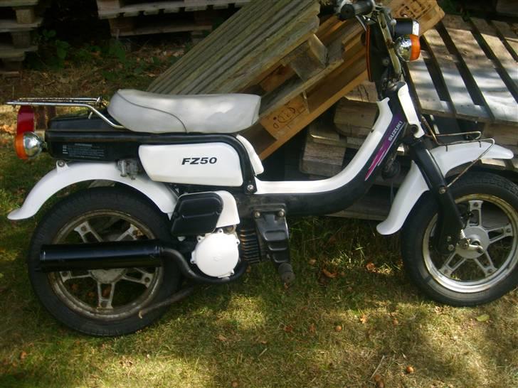 Suzuki fz 50 SOLGT 3000 KR billede 8
