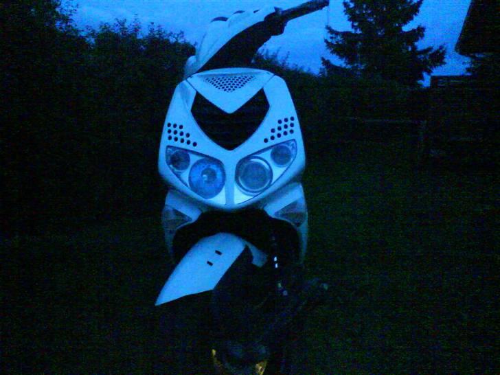 Peugeot SPEEDFIGHT 2 SOLGT billede 2