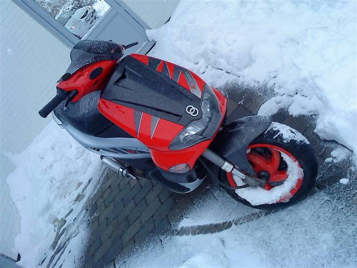 Gilera Runner SP 50 DD "SOLGT" - Som den står nu, 18/12/09  billede 1