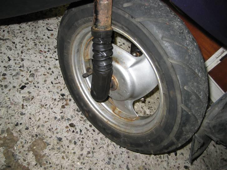 Yamaha jog fs (SOLGT) billede 3