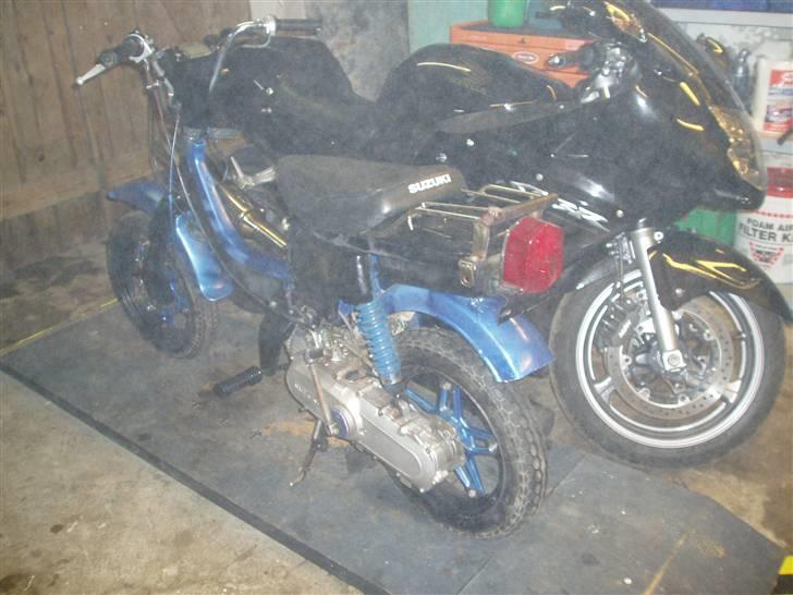 Suzuki FZ50 SOLGT billede 3