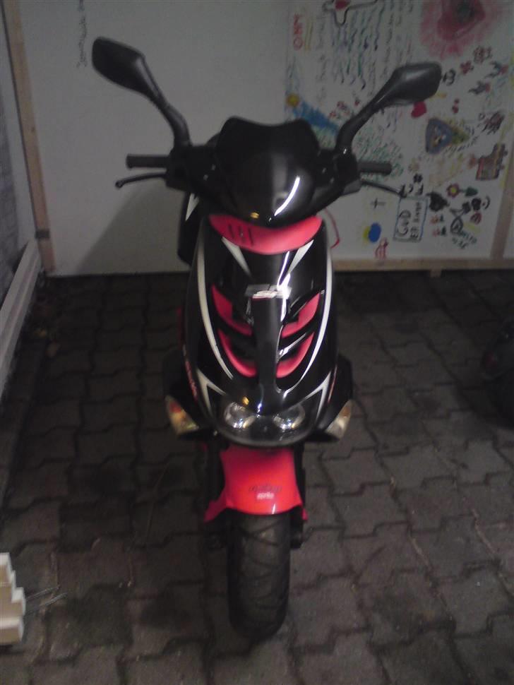 Aprilia sr 2000 byttet til dele billede 1