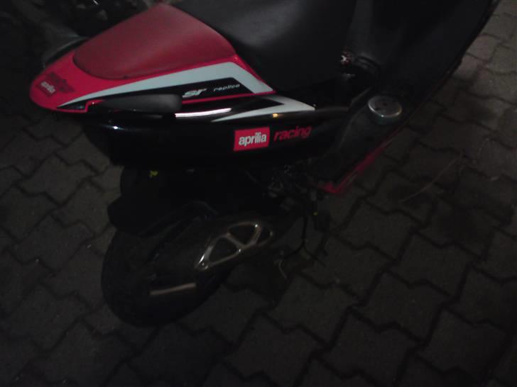Aprilia sr 2000 byttet til dele billede 4
