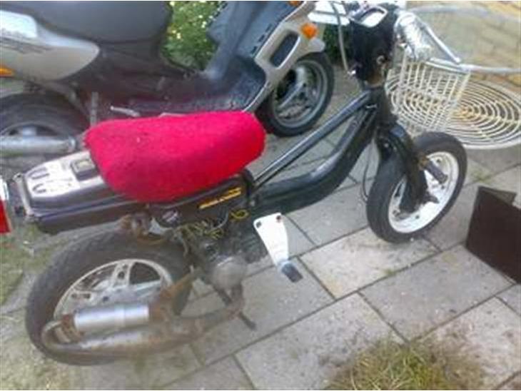 {{currentPhoto.altText}} billede {{currentPhoto.number}}