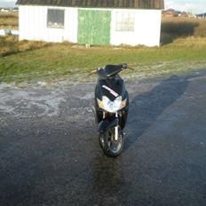 Yamaha jog r byttet til rmx:D