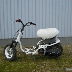 Yamaha jog fs MHR solgt.