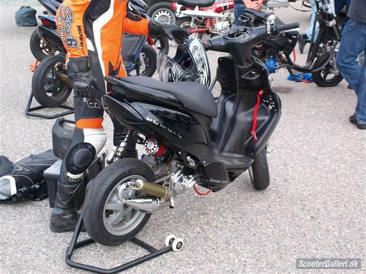 Yamaha jog r  billede 1