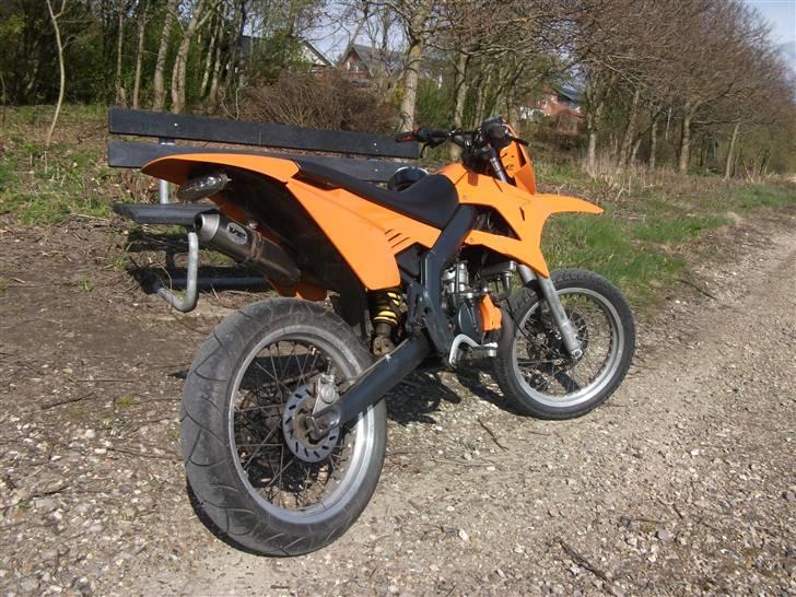 Gilera Smt Manston Red Top Solgt - Den står som på billederne, bare med andre motordele, men bliver malet inden sommerferien. billede 1