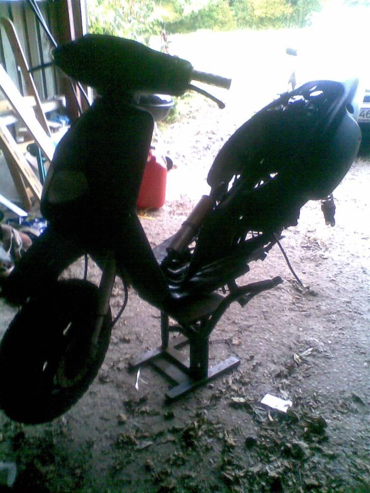 Aprilia rally solgt billede 1