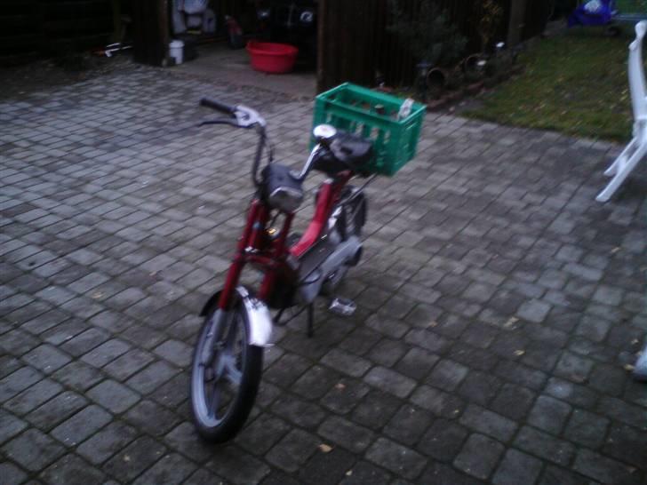 Vespa bravo Solgt billede 2