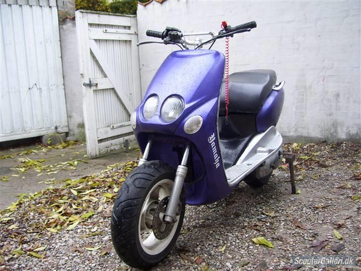 Yamaha neos billede 1