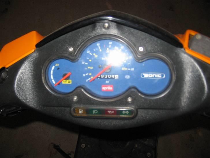 Aprilia sonic solgt - 9300km billede 4