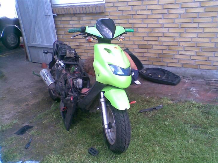 CPI Popcorn (Til slag eller bytes) - The green demon billede 1