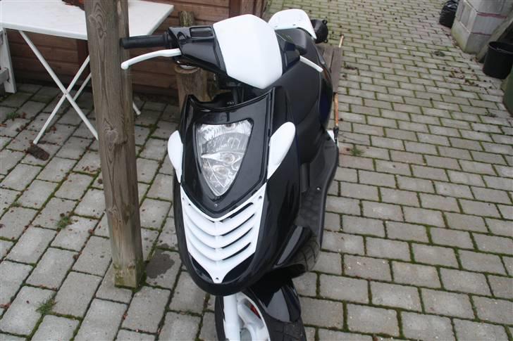 Aprilia Sonic GP (Tidl. Scooter) billede 4