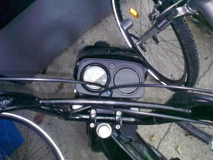 Tomos Quadro (solgt) - Styret og speedometer´et, plus nogle diverse ledninger :D billede 8