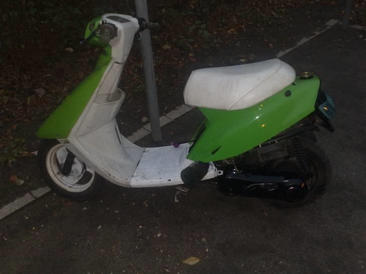 Yamaha jog FS. TAGET AF POLITIET billede 2