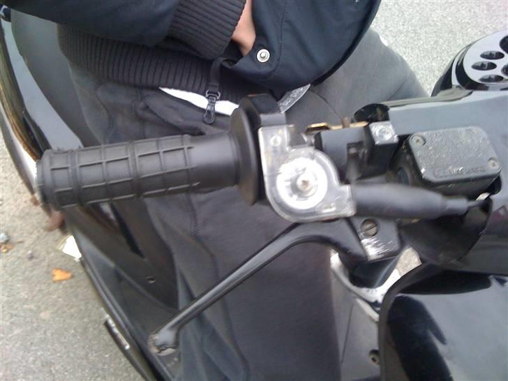 Yamaha Jog R AC *SOLGT* billede 5