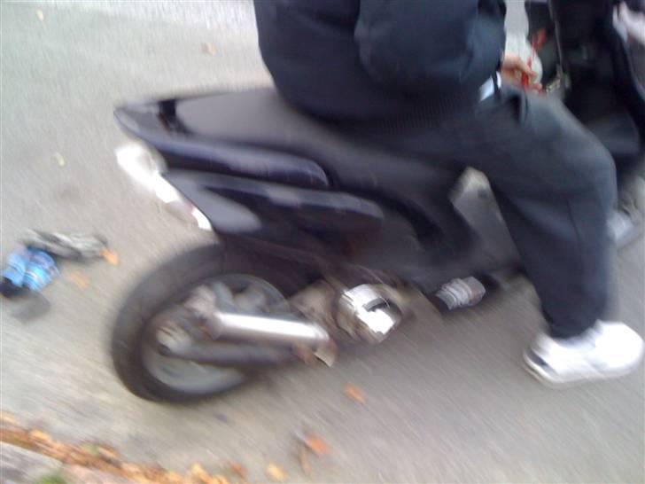 Yamaha Jog R AC *SOLGT* billede 8