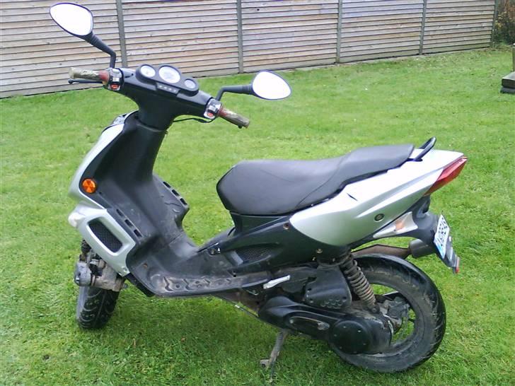 Peugeot Speedfight lc  SOLGT billede 9