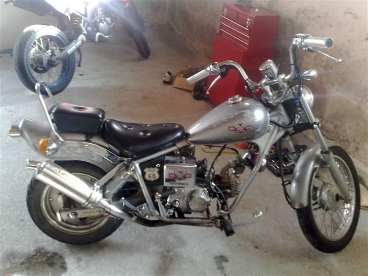 Regal Raptor v8 Solgt billede 3