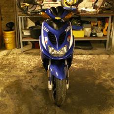 Yamaha aerox lc dd R1.