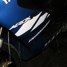 Yamaha aerox lc dd R1.