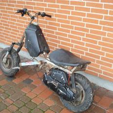 PGO hot 50 hjemme byg 