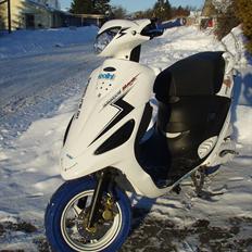 PGO White Magic AC (Snowii) stålet og smadret