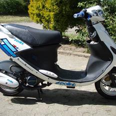 PGO White Magic AC (Snowii) stålet og smadret