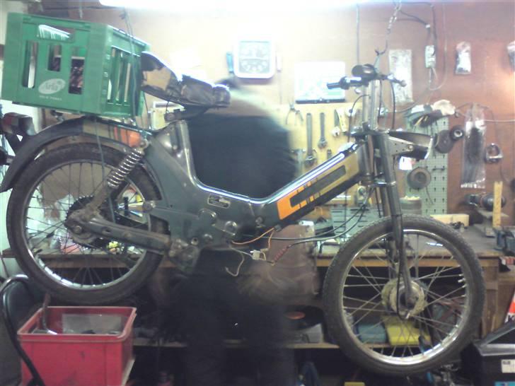 Puch maxi kL E50 - Under renoveringen billede 6