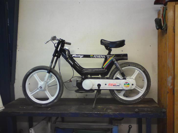 Vespa ATHENA - Solgt- billede 1