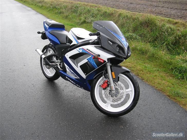 Rieju matrix rs 2 (SOLGT) billede 3