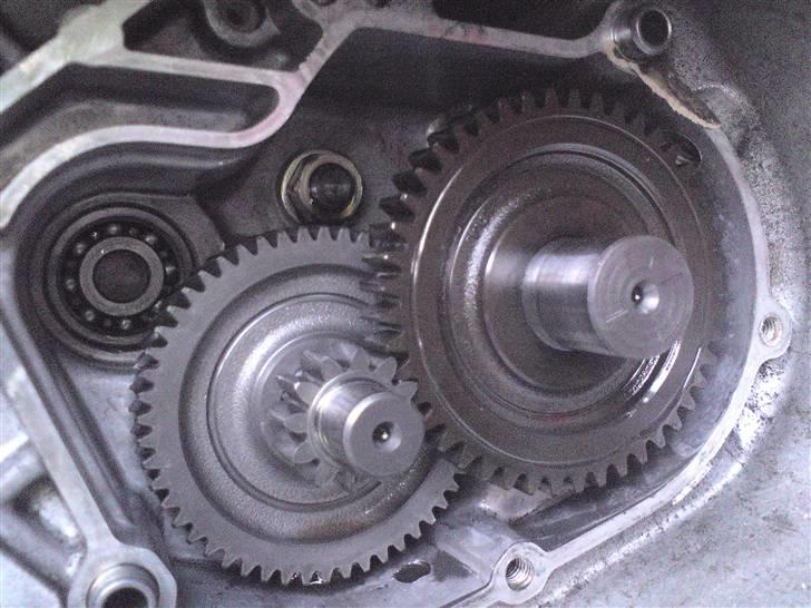 Aprilia  Rally (Solgt) - 15,73HK - Gearingen da vi skiftede pakning på den. billede 7