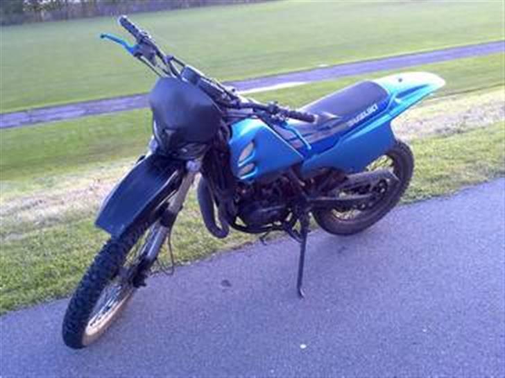 Suzuki rmx  byttet billede 1